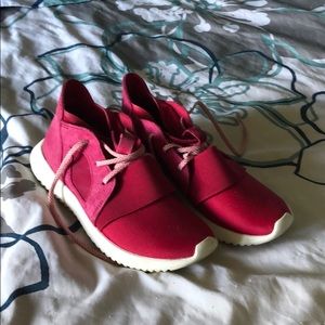 Adidas shoes (mauve/red)